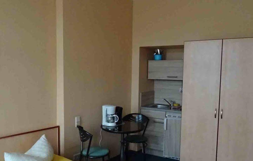 Hostel Im Medizinerviertel Halle  Eksteriør billede