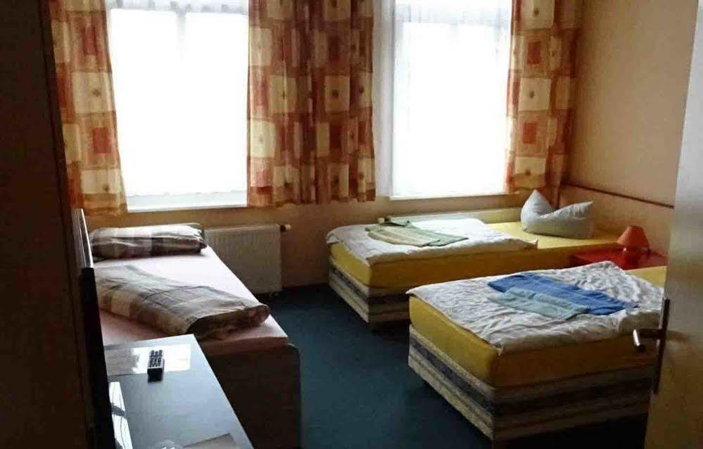 Hostel Im Medizinerviertel Halle  Eksteriør billede